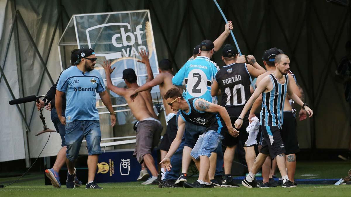 La torcida del Gremio causó altercados en el último encuentro en Porto Alegre