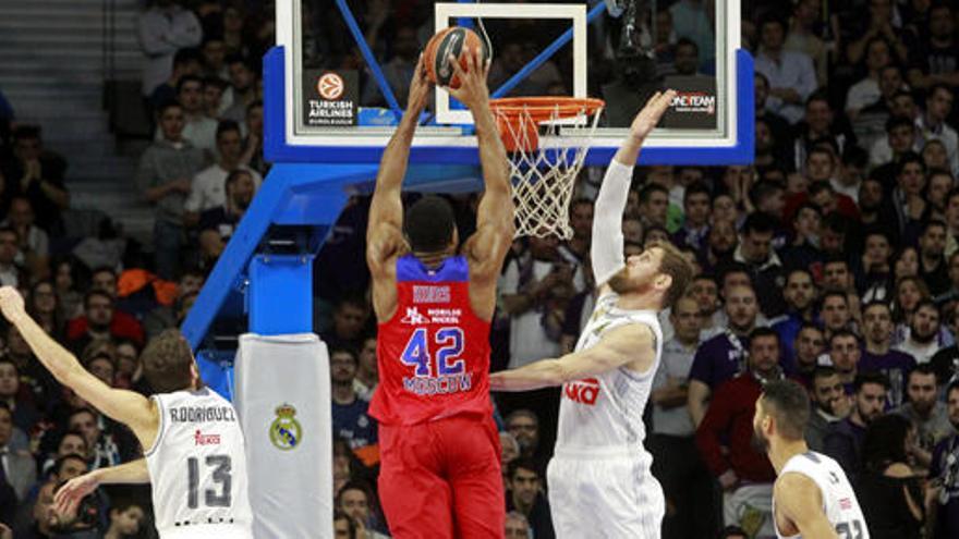 Una imagen del partido entre el Real Madrid y el CSKA