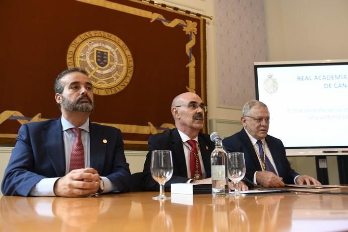 28-05-19  GENTE Y CULTURA. RECTORADO. LAS PALMAS DE GRAN CANARIA. ULPGC. La Real Academia de Medicina de Canarias organiza un acto con motivo del ingreso como académico numerario del Catedrático de la Universidad de Las Palmas de Gran Canaria (ULPGC), Manuel Sosa Henríquez. Fotos: Juan Castro.  | 28/05/2019 | Fotógrafo: Juan Carlos Castro