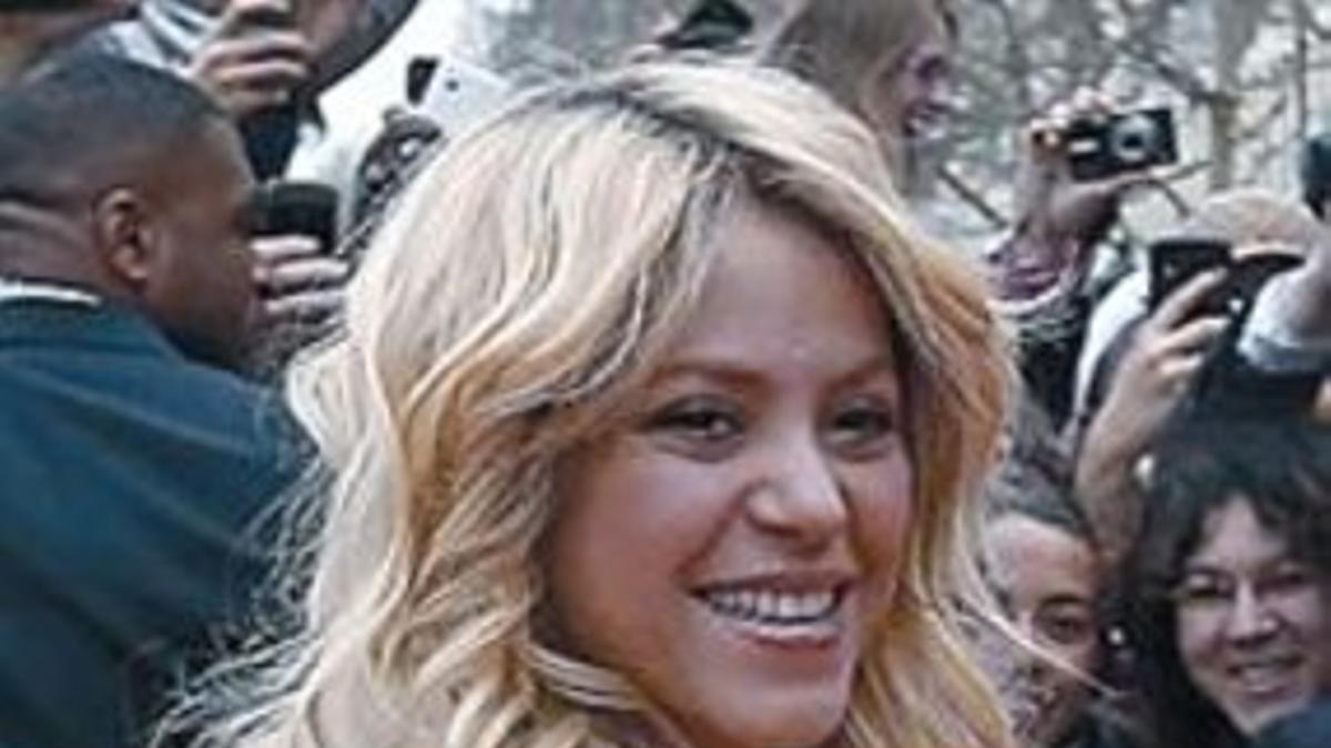 Shakira niega que De la Rúa fuera su mánager_MEDIA_1