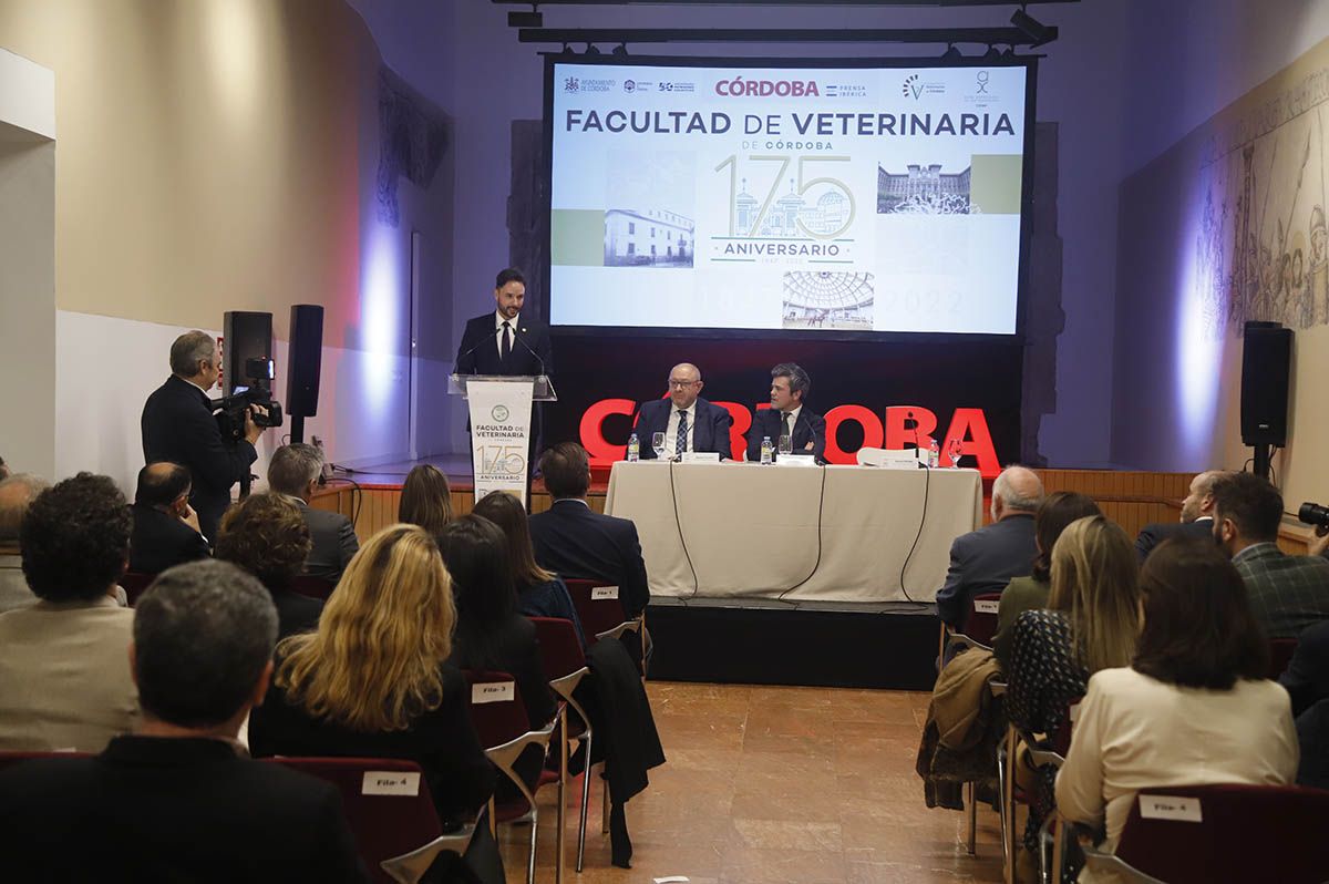 Presentación del libro de Diario CÓRDOBA del 175 aniversario de la Facultad de Veterinaria