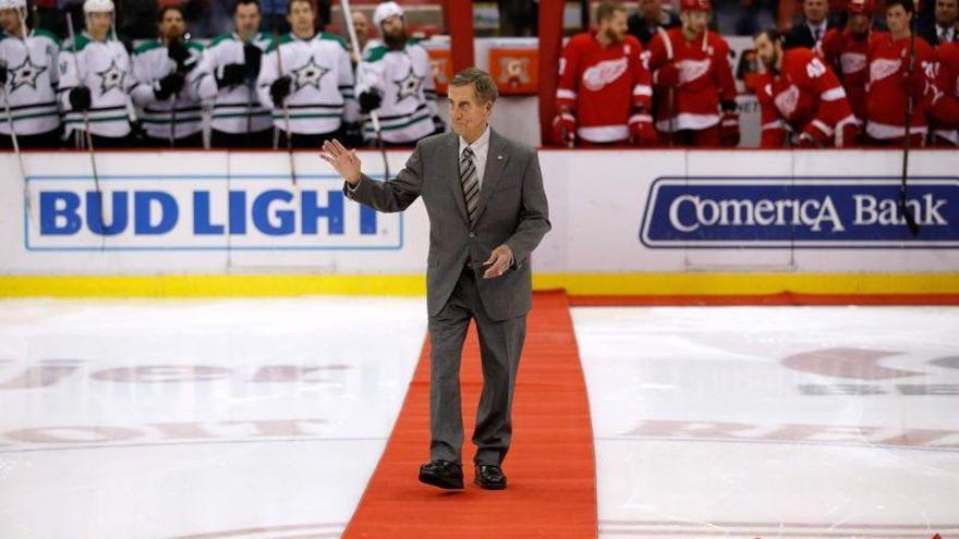 Muere a los 93 años Ted Lindsay, leyenda del hockey