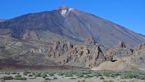 Por primera vez en 108 años, el Teide ha estado sin nieve todo el invierno