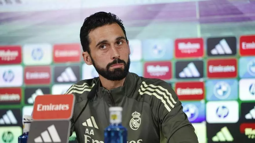 Arbeloa llama a la calma con Mbappé: "Hemos decidido no correr riesgos"