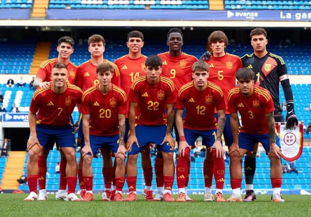 Antoñito e Izan Merino, titulares con la sub-19.