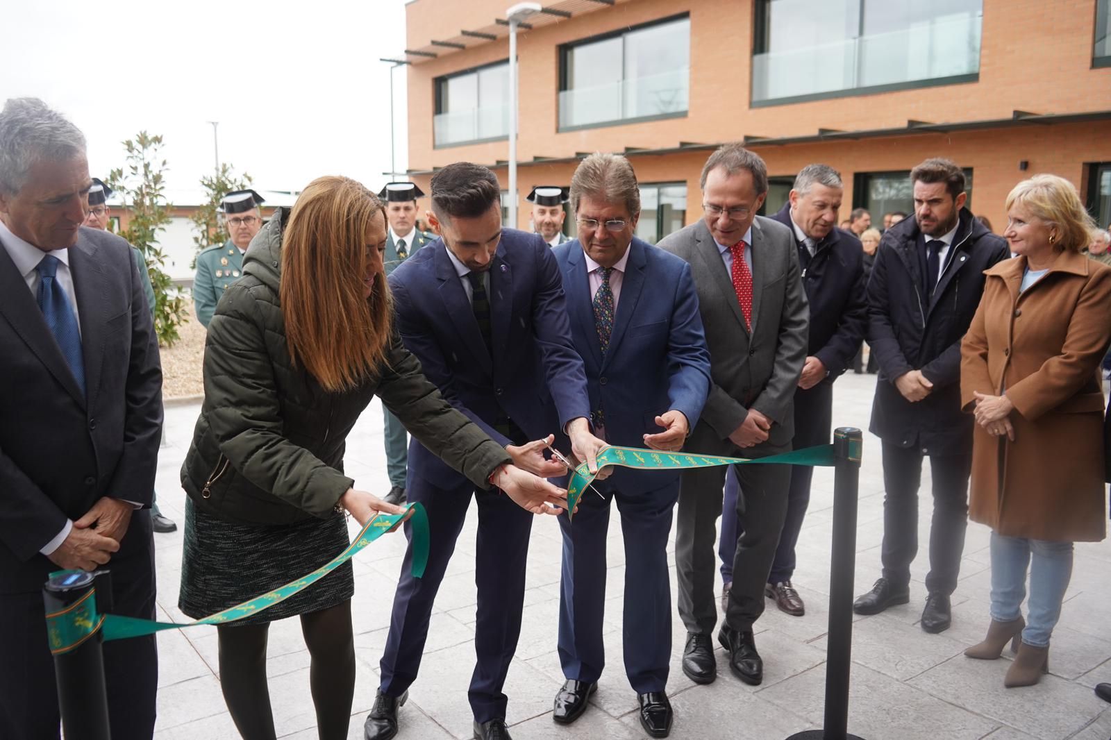 GALERÍA | Fuentesaúco estrena nuevo cuartel de la Guardia Civil: así ha sido la inauguración