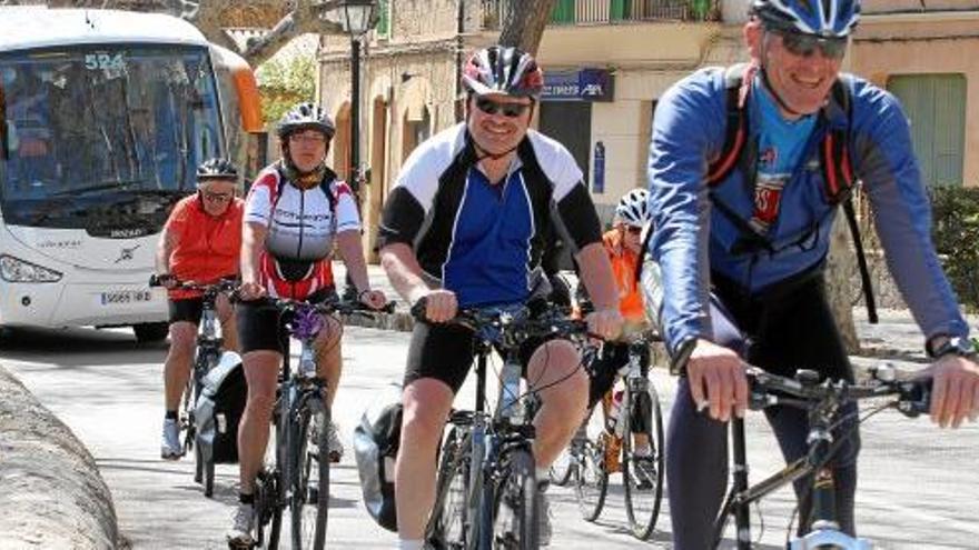 Der typische Radfahrer auf Mallorca: Deutscher, und zwischen 35 und 45 Jahre alt.