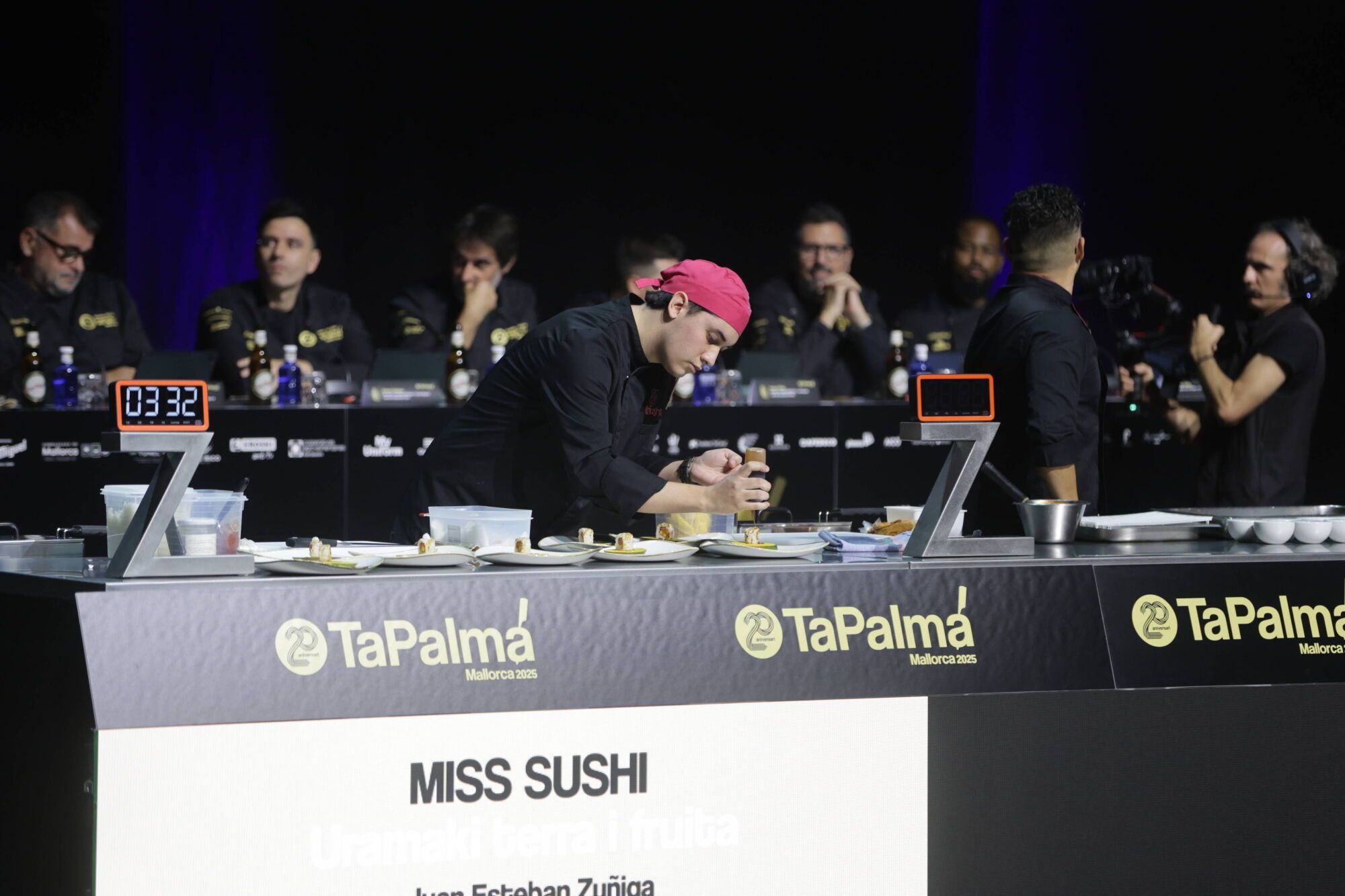 Los cocineros de 19 restaurantes compiten este lunes por la tarde en el Palacio de Congresos de Palma