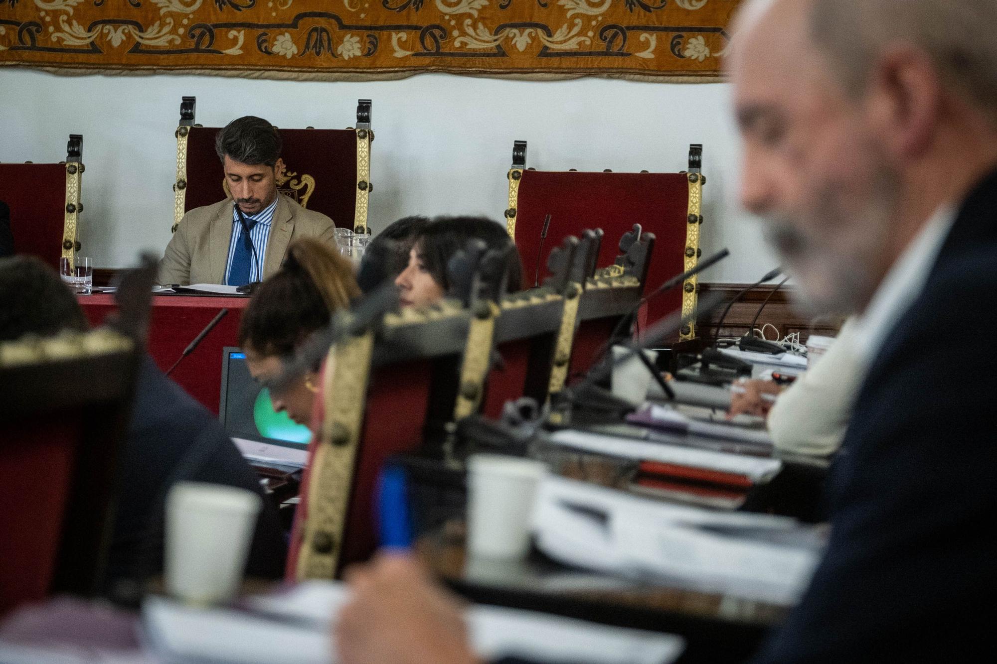 Pleno extraordinario en el Ayuntamiento de La Laguna (9/11/22)