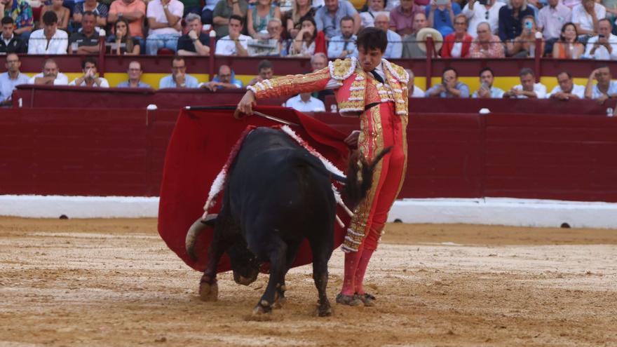 Roca Rey y Ureña en estado de gracia abren la ‘Puerta Grande’ en la Feria de Toros de Murcia