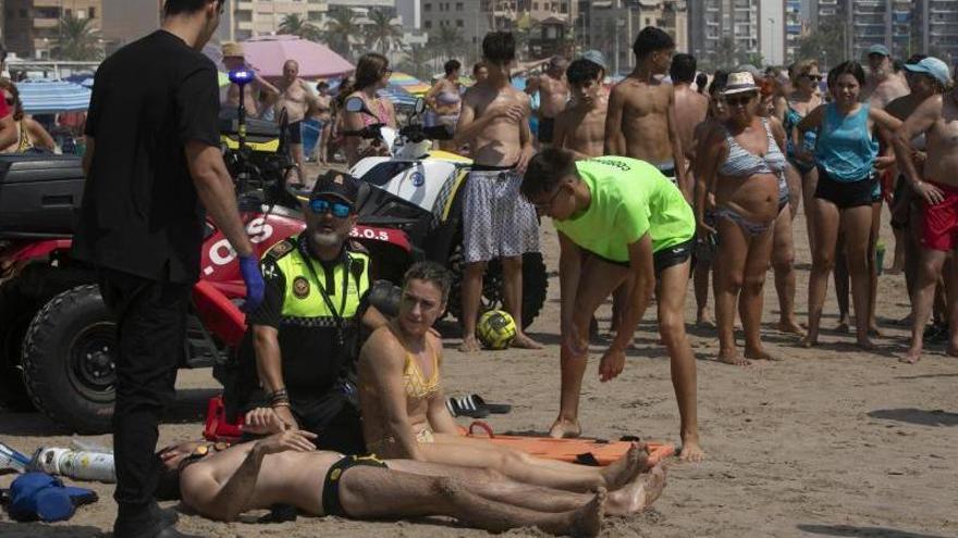 Descubre qué ha provocado la mayoría de infracciones en las playas de Sagunt