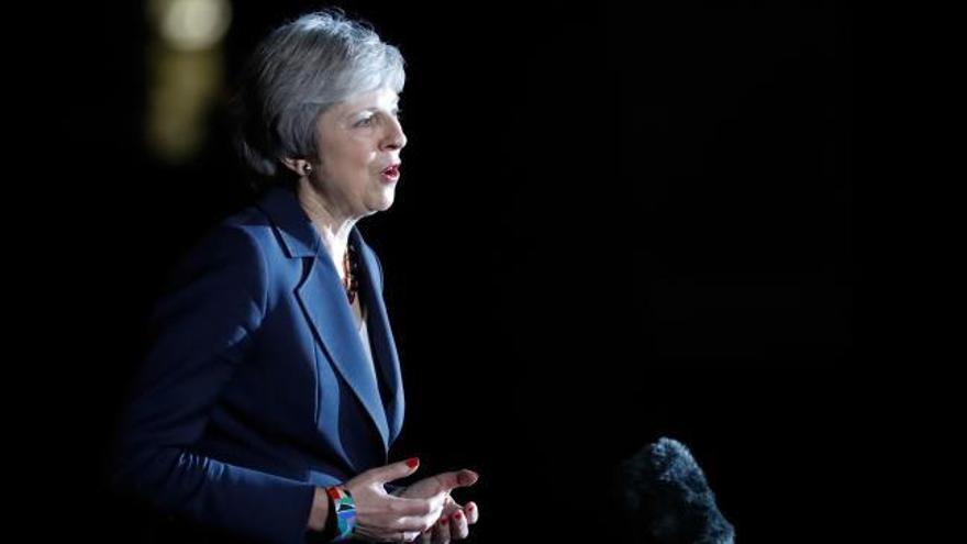 Theresa May recibe la aprobación de su Gabinete sobre el acuerdo del Brexit