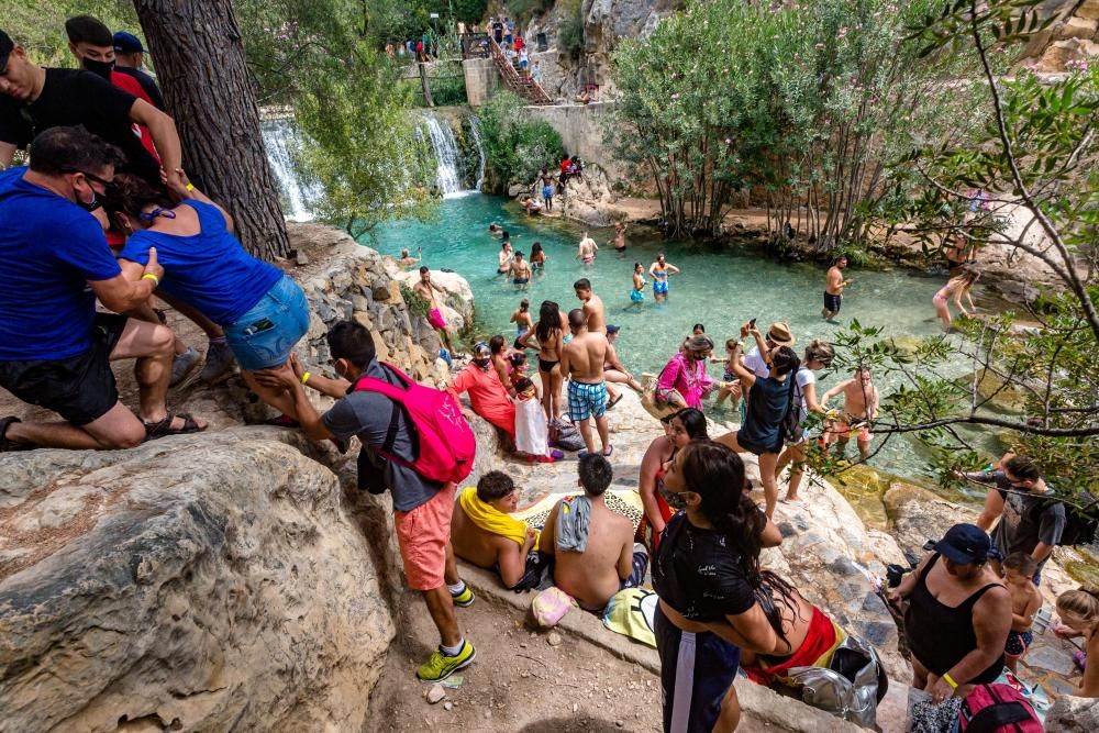 Aforo desbordado en les Fonts de l''Algar