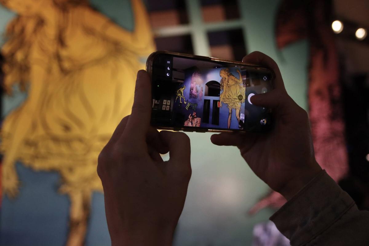 "Los mundos de Alicia. Soñar el país de las maravillas" llega a CaixaForum València.