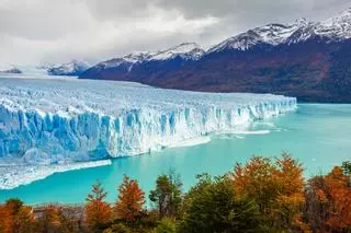 Glaciar Perito Moreno: la gran muralla de hielo que convierte la Patagonia en un paisaje inolvidable