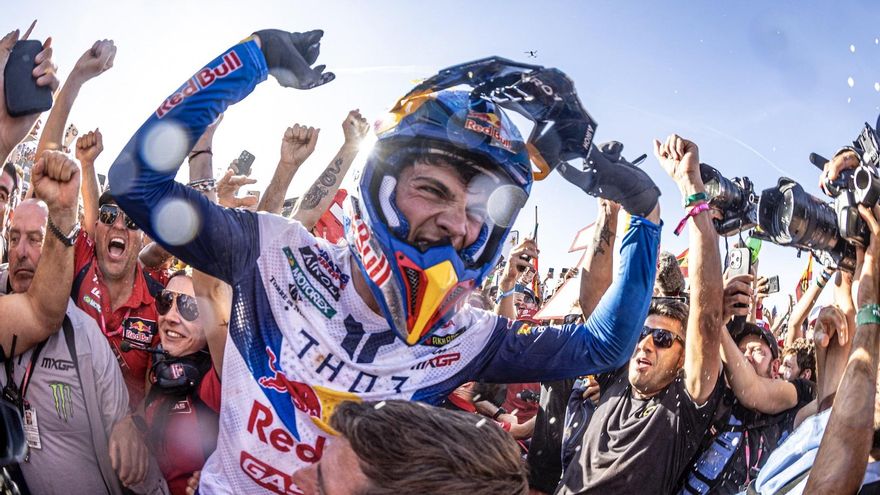 Prado vuela otra vez para revalidar su campeonato del mundo
