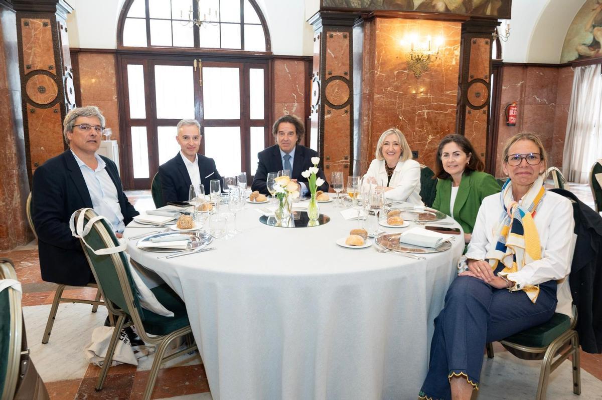 Encuentro del Foro Canarias con Carolina Darias