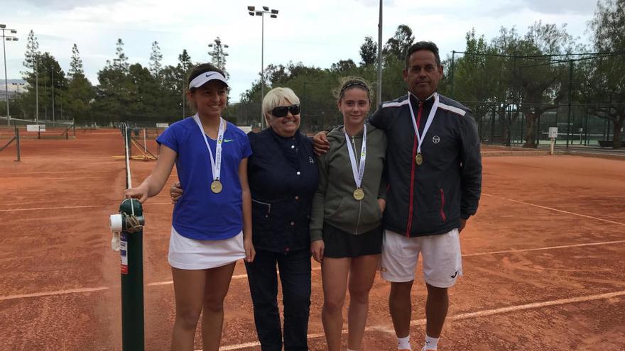 El infantil femenino del CT Torrevieja, campeón de la Comunidad en Segunda