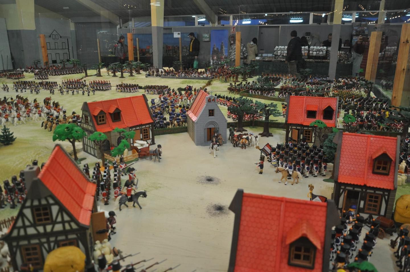 Curtis expone 3.250 figuras en la feria anual de Playmobil
