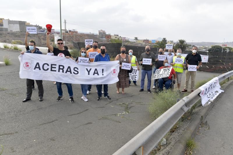 Manifestación de vecinos de Almatriche