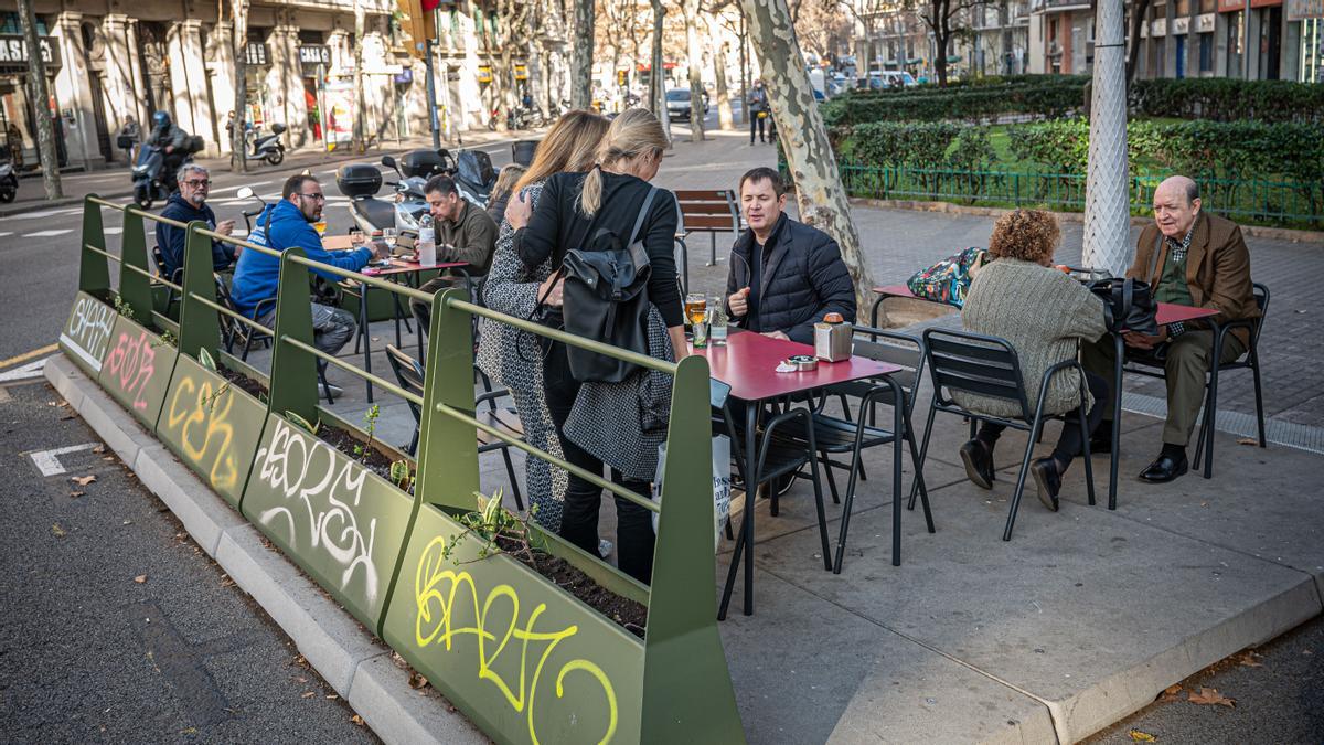 Una terraza, a principios de enero.