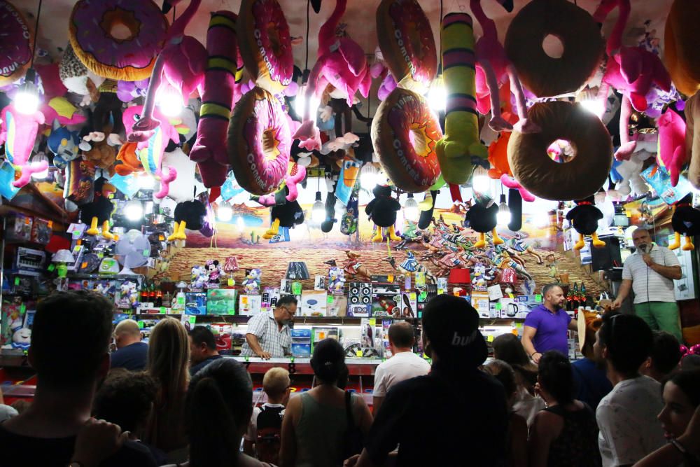 Noche del jueves en el Real de la Feria