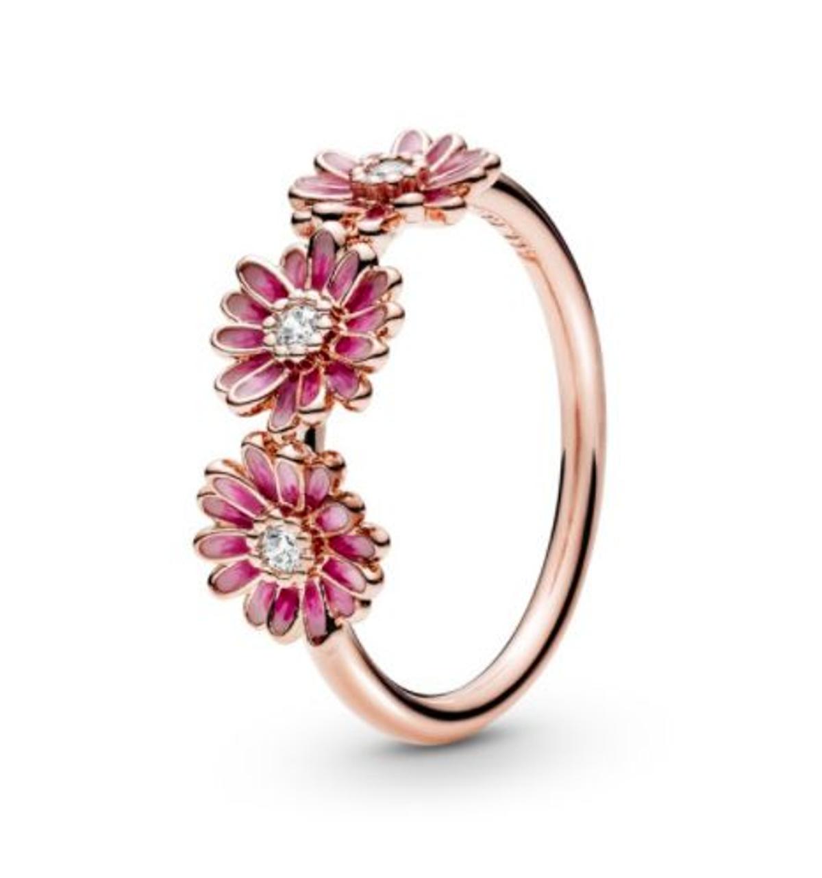 Anillo en Pandora Rose Trío de Margaritas Rosas