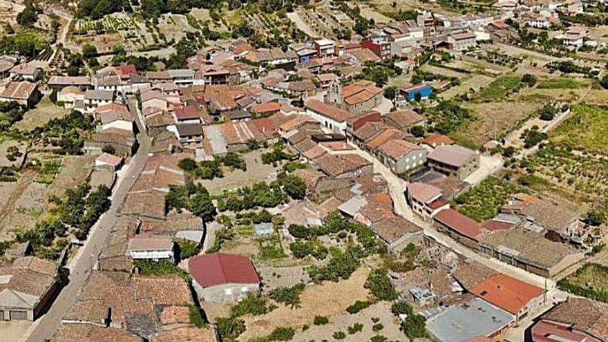 Fotografía aérea de Figueruela de Arriba. | Ch. S.