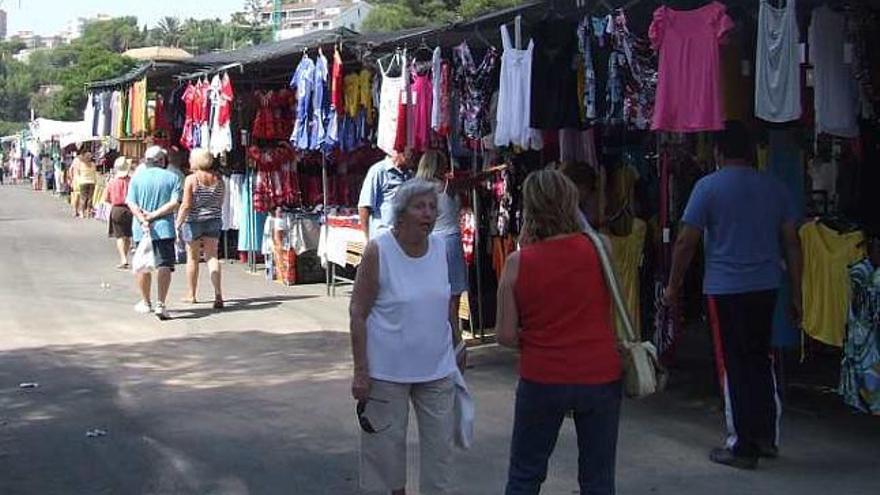 Los pueblos de Orihuela ya acogen diez mercadillos