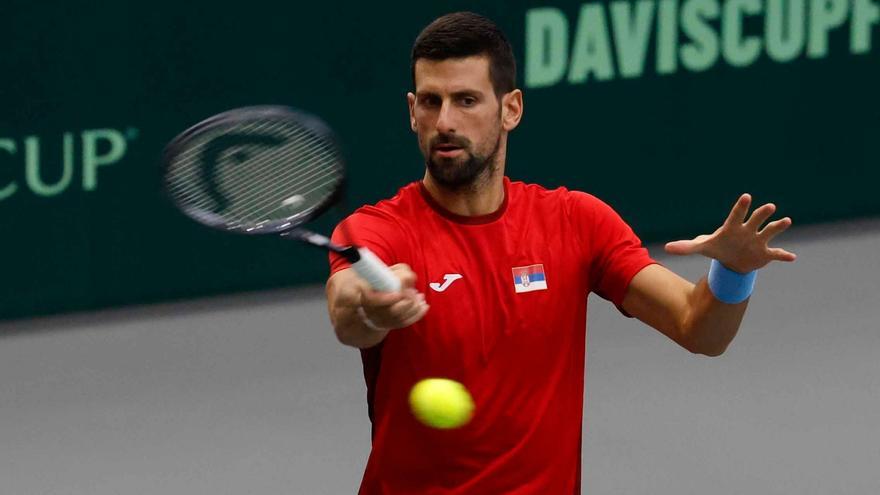 El primer entrenamiento de Djokovic en la Copa Davis de València