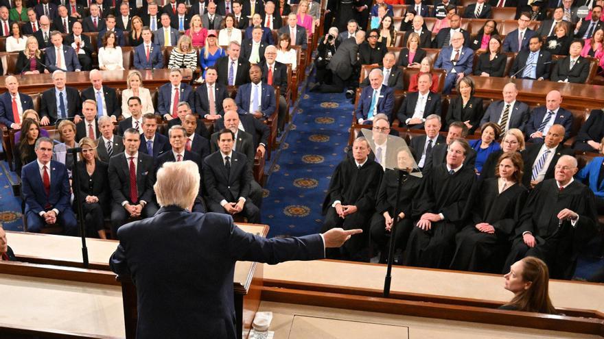 Trump envía un mensaje conciliador a Zelenski en su discurso al Congreso y dice que Rusia da &quot;fuertes señales&quot; para la paz