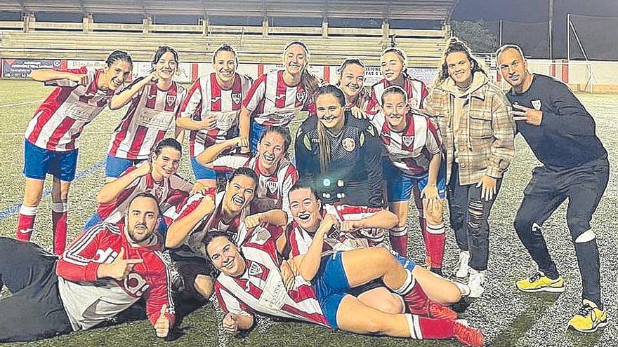 El Santanyí femenino posa tras ganar al Porto Cristo.