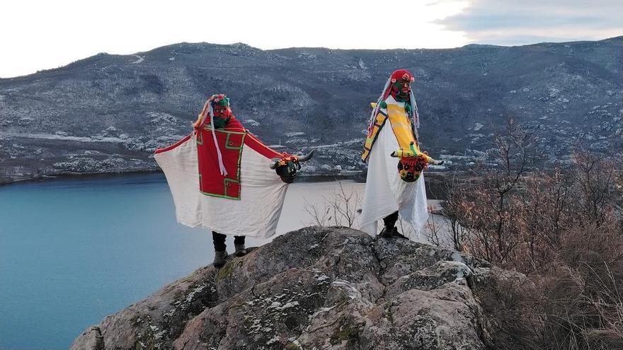 Mascaraza convoca el concurso para el cartel del encuentro de mascaradas en el Lago de Sanabria