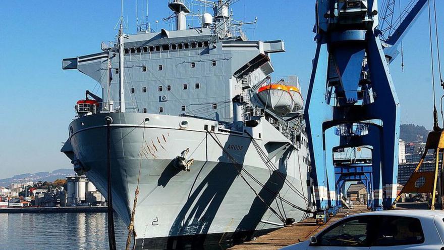 El “RFA Argus”, en su 
anterior visita a Vigo, 
en 2001.   | // CAMESELLE