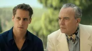 El coruñés Martiño Rivas protagoniza la nueva miniserie de Netflix basada en una novela de Pérez-Reverte: "Ideal para el fin de semana"