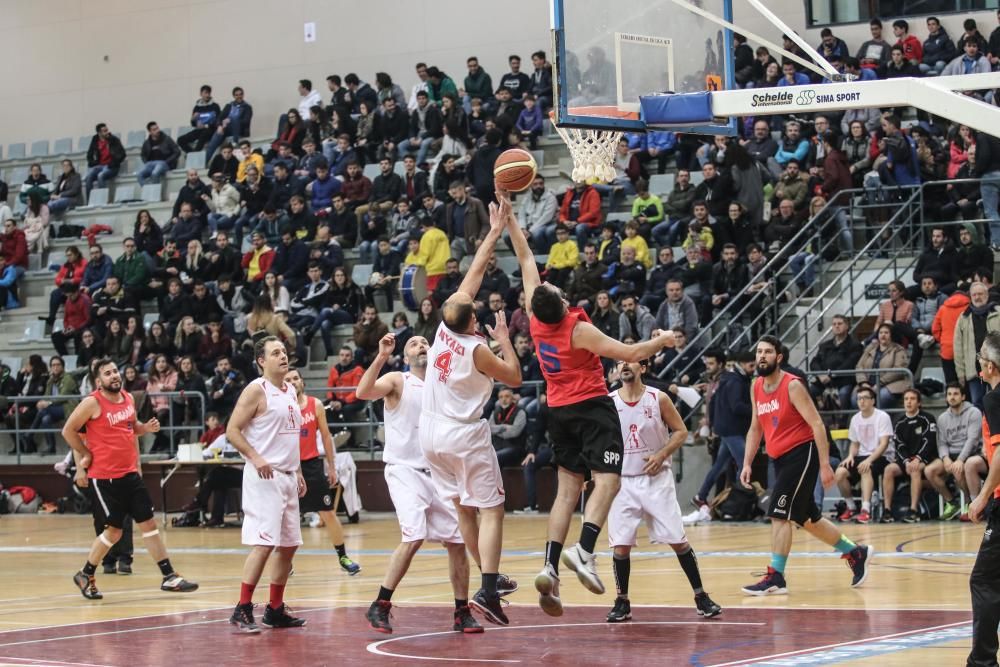 Los Moros y Cristianos de Alcoy celebran su Trofeo Filaes 2019