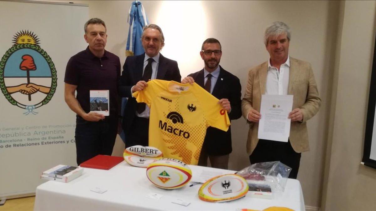 Presentación de Espartans de Catalunya en el Consulado Argentino