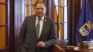 Alfredo Canteli, alcalde de Oviedo: "Vamos a firmar diez conciertos en el Palacio de los Deportes que serán un bombazo"