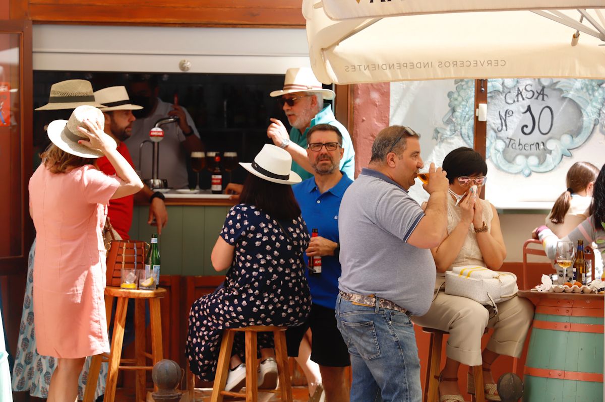 Córdoba se llena de turismo en el fin de semana de las Cruces de Mayo