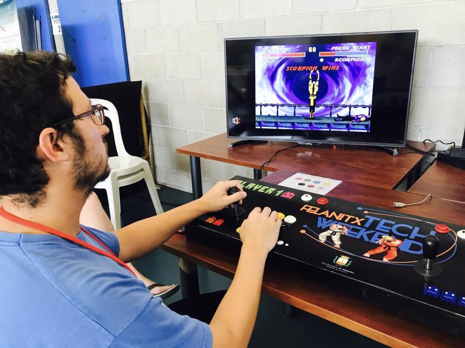 Felanitx se sumerge en la 'World Robot Olympiad', los juegos retro, la 'Lanparty' y la realidad virtual