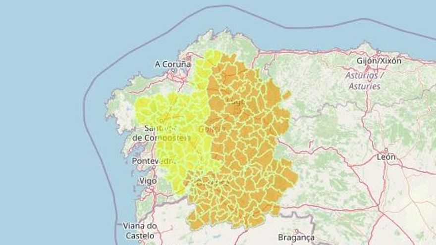 Mapa de Galicia con las zonas en alerta amarilla y naranja por lluvias y tormenta.