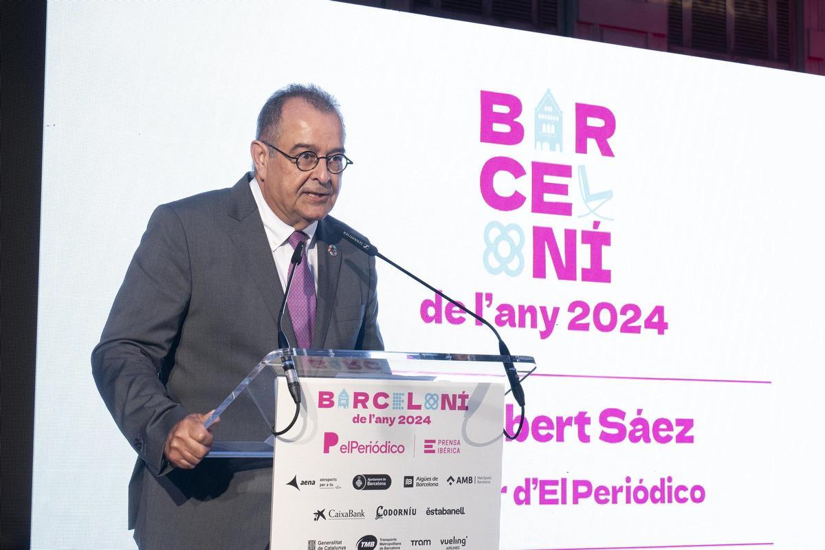 Albert Sáez, directo de EL PERIÓDICO, se dirige a los asistentes a la celebración.