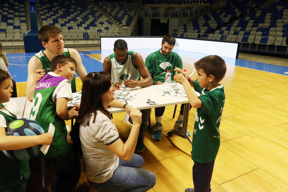 El Unicaja abre su entrenamiento al público