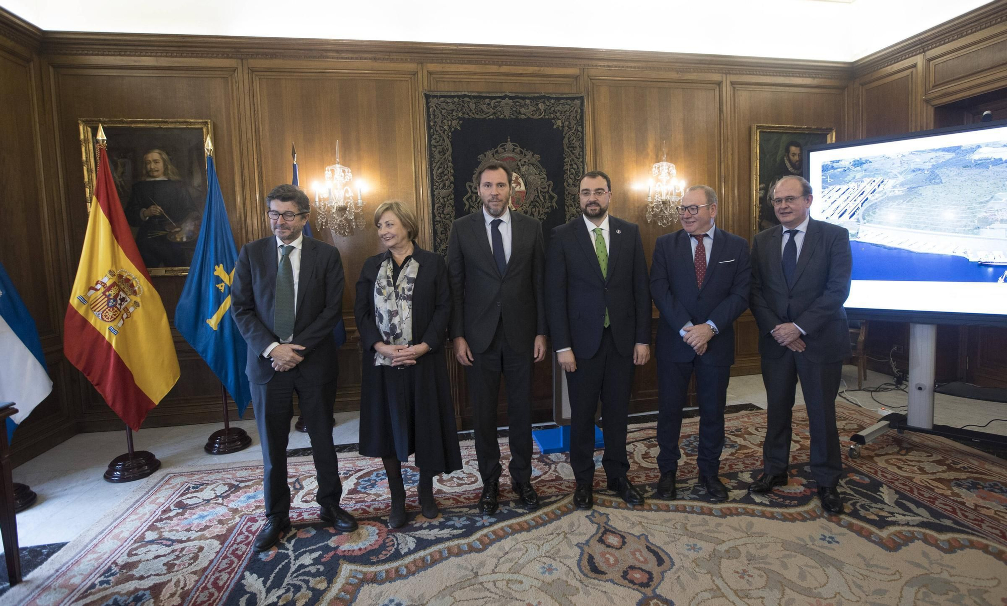 EN IMÁGENES: Así ha sido la visita a Avilés de Óscar Puente, ministro de Transportes y Movilidad Sostenible