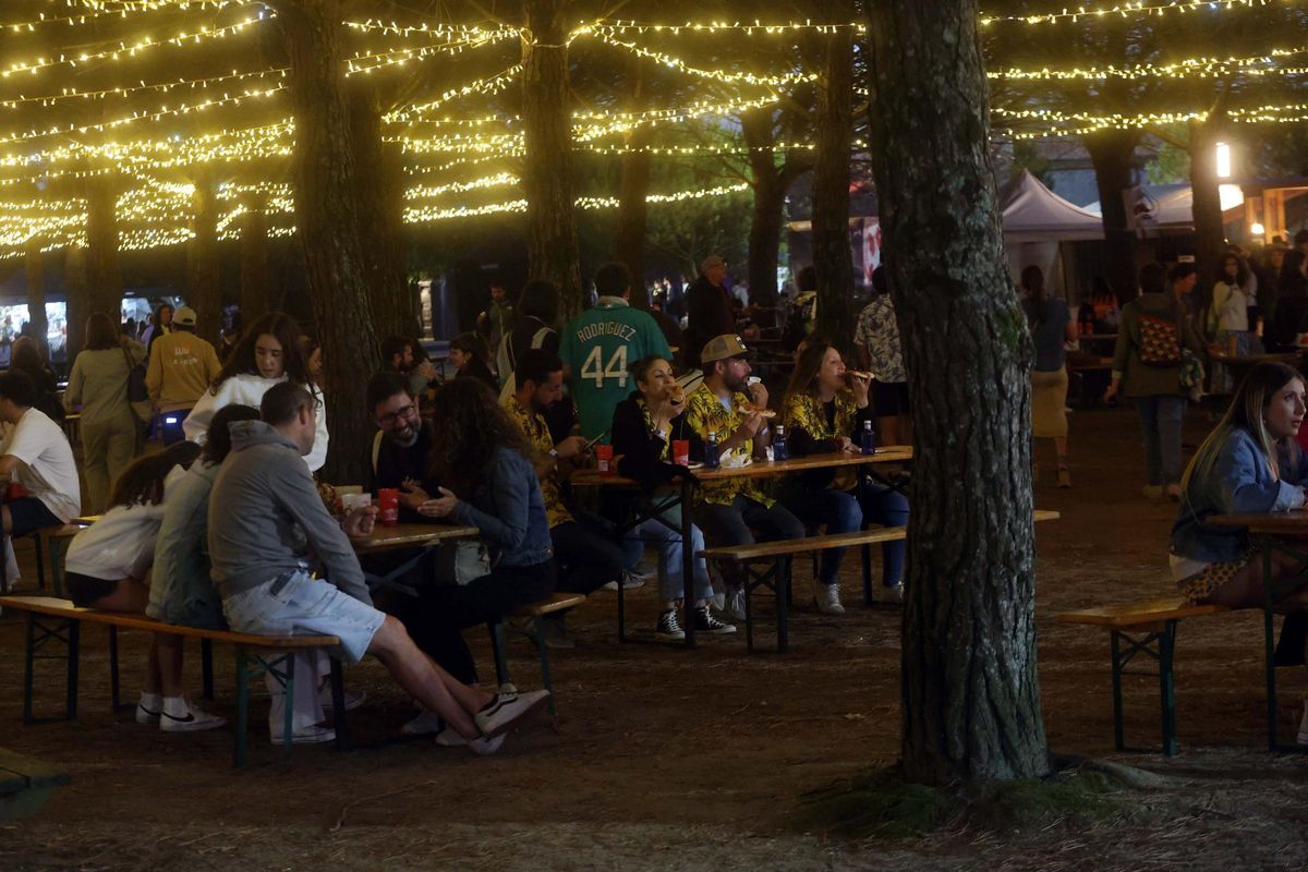 La zona gastro de A Concha es también muy visitada por los que acuden al Atlantic fest.