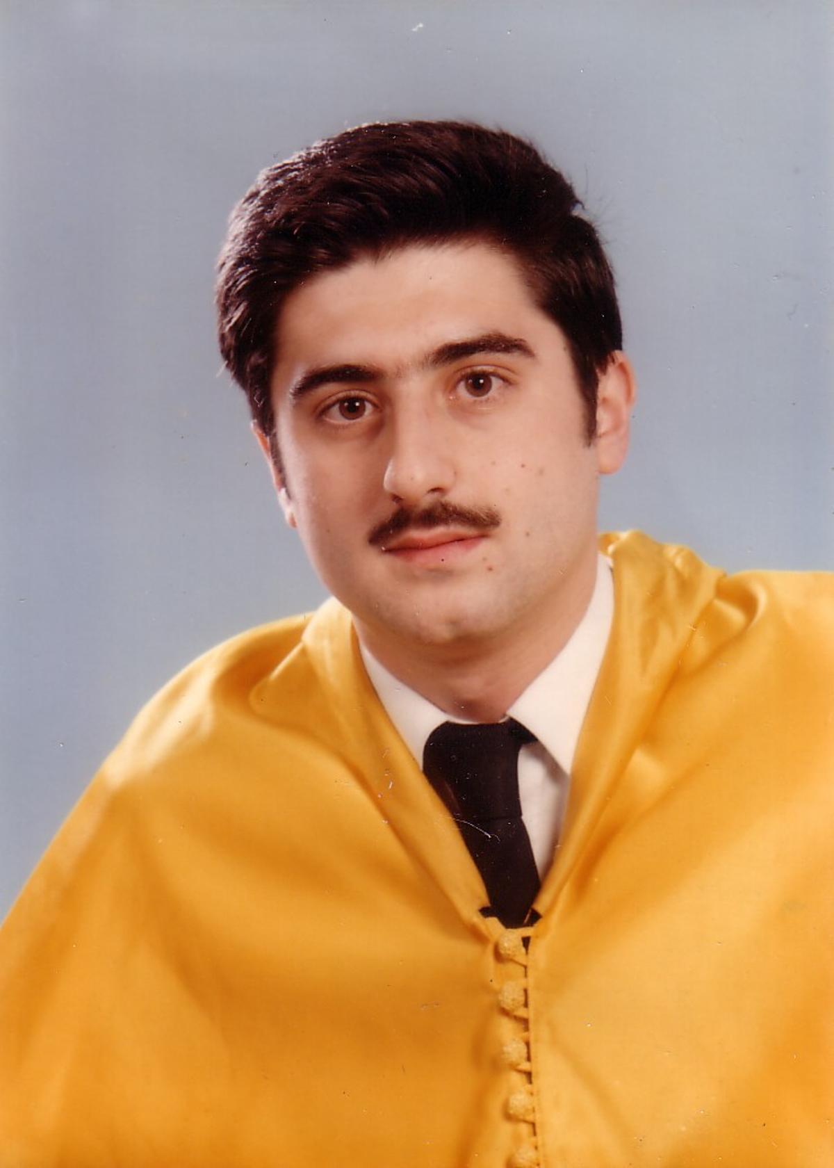 Foto de la orla de licenciado en Medicina de Juan Manuel Jiménez Muñoz en 1985.