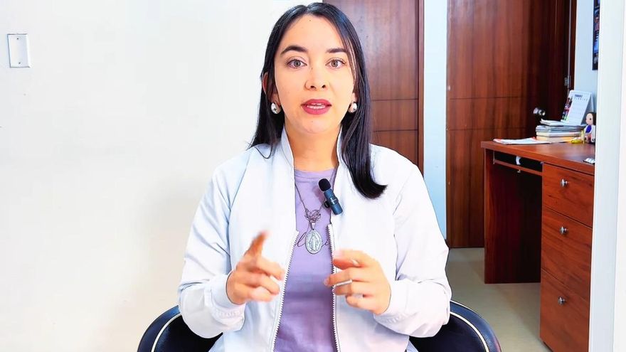 Lidia Carreño, nutricionista, sobre cómo prevenir los divertículos en el colon: «Aumenta el consumo de agua»
