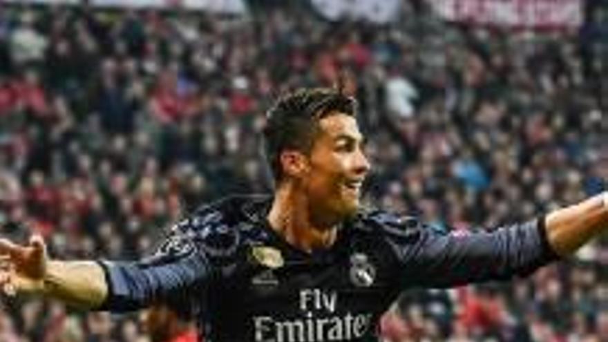 Cristiano Ronaldo celebra un dels seus gols.