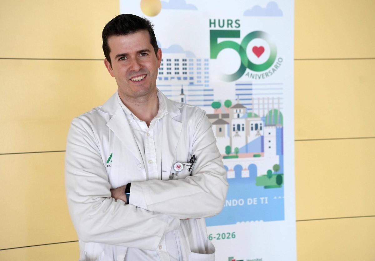 El jefe de Estudios del hospital Reina Sofía, Antonio Pablo Arenas de Larriva, especialista también en Medicina Interna.