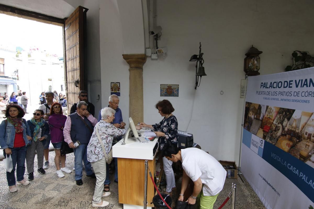 Los patios de Viana se abren a los visitantes del Mayo cordobés